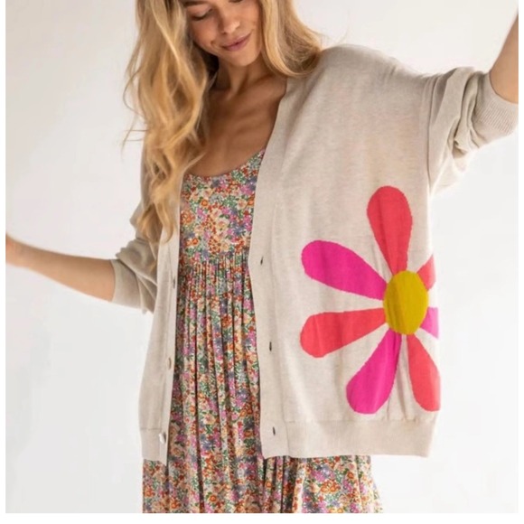 NATURAL LIFE Sweaters - Natural Life Daisy Cotton Cardigan Sweater Oatmeal Floral L/XL Boho Slouchy